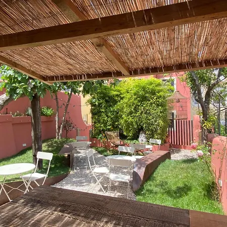 Toctoctoc Guest house